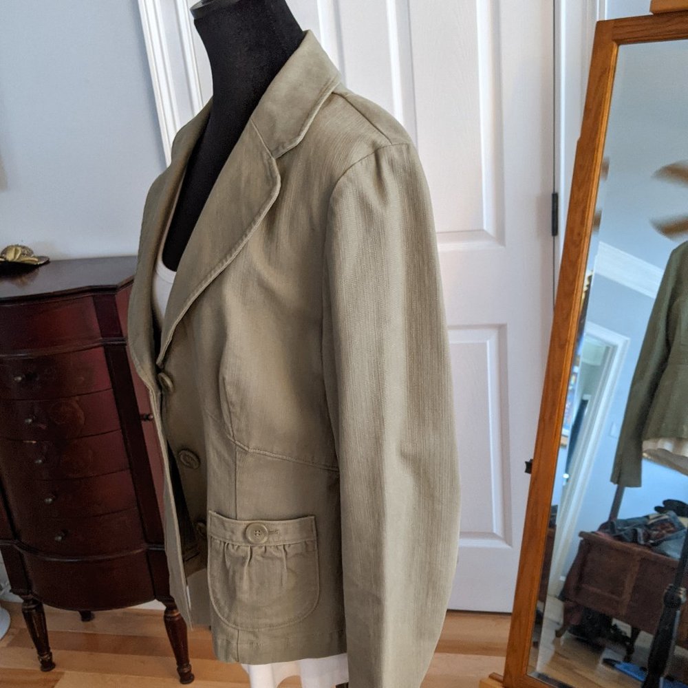 Apt. 9 Blazer